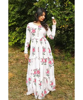 White Cotton Fit and Flare Maxi 4