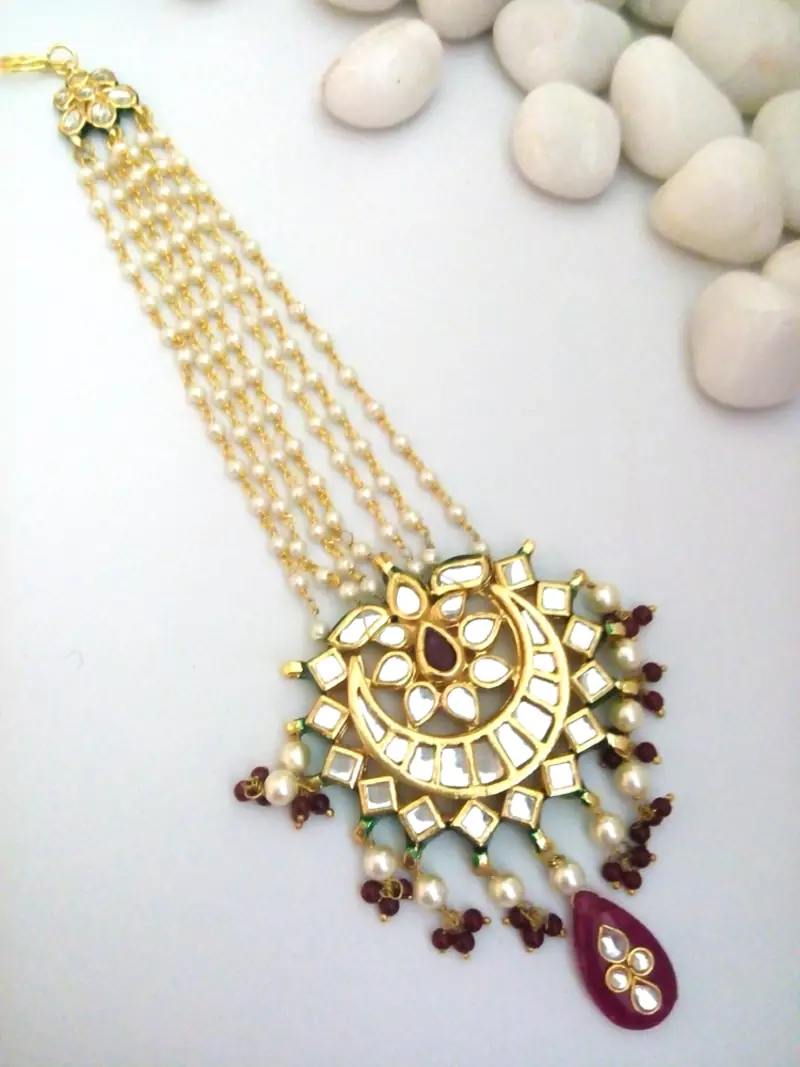 Maroon White Royal Kundan Maang Tikka