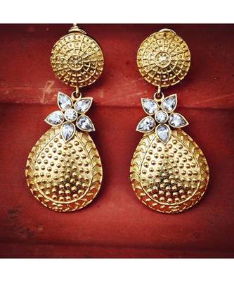 Kundan Etched Gold Foil Dangler Earrings 1