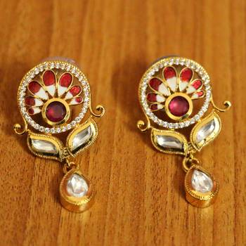 Red Ruby       Studs 1