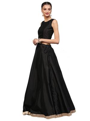 Black Tafeta Silk Embroidered Semi Stitched Lehenga With Unstitched Blouse & Dupatta 2