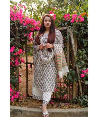 Amaryllis Floral Peach Chanderi Suit Set 3