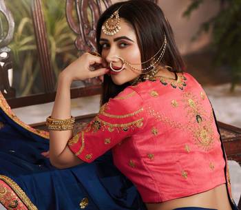 Navy Blue Embroidered Silk Blend Saree With Blouse 2