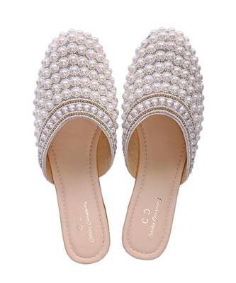 White solid ethnic women footwear 2