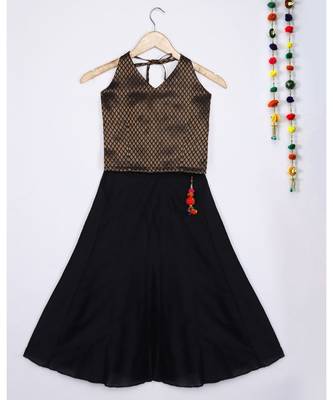 black woven brocade kids lehenga choli 1