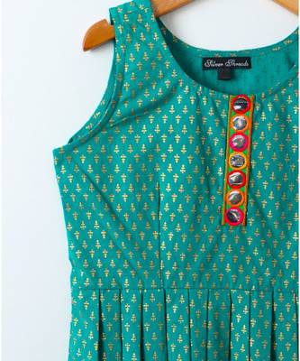 green printed cotton kids tops 4