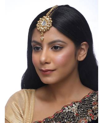 Kundan Maang Tikka 1