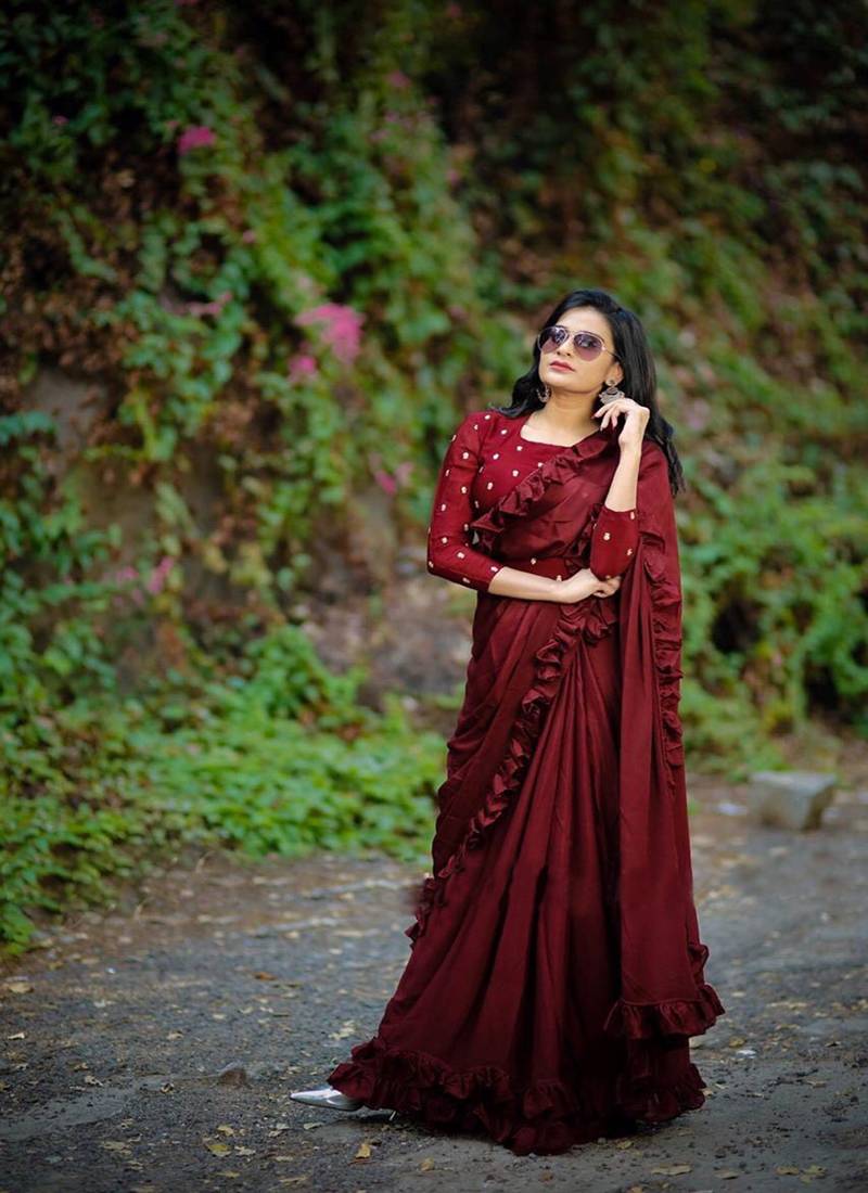 Women's Silk Blend Maroon Printed Designer Saree With Blouse Piece