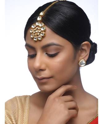 Gold Kundan Tikka With Studs 1