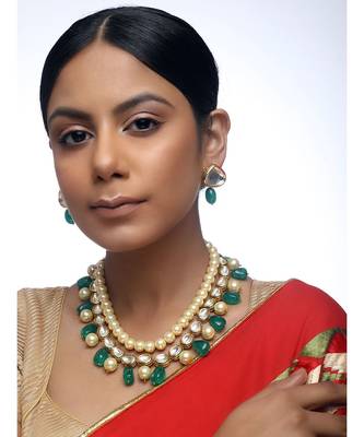 Gold Kundan Choker Set 1