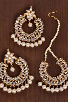 Off-White Pearled Kundan Embellished Dangler Earrings cum Tikka 