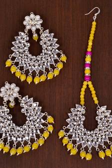 Silver Plated Yellow Beaded Kundan Embellished Earrings cum Tikka Set