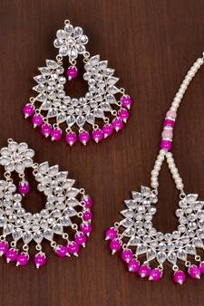 Silver Plated Magenta Beaded Kundan Embellished Earrings cum Tikka Set