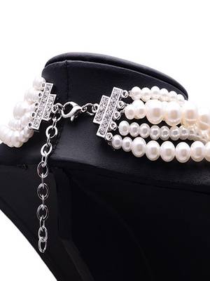 White Pearl Necklaces 2