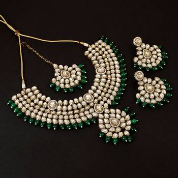 Green Necklaces 1