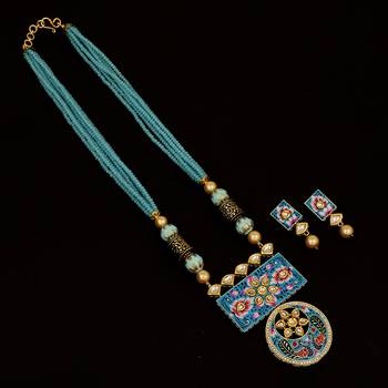 Blue Necklaces 1