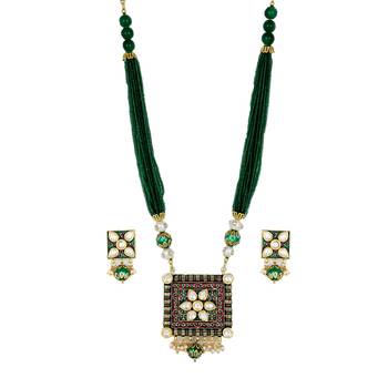 Green Necklaces 1