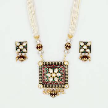 White Necklaces 3