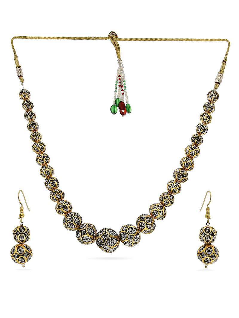 Black And Gold Jewellery Set