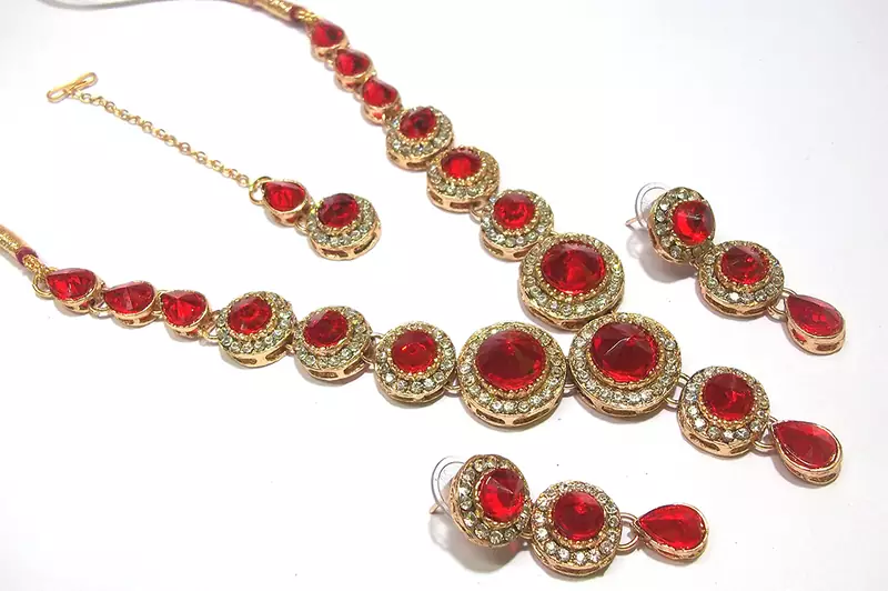 Red Color Stone Round Necklace set