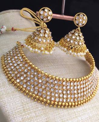 White necklaces 1