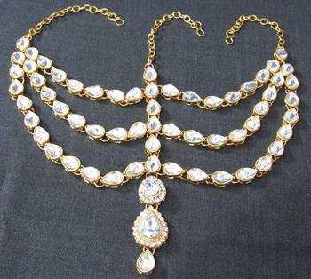 White cubic zirconia maang tikka 1
