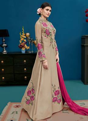 Beige embroidered silk salwar with dupatta 3
