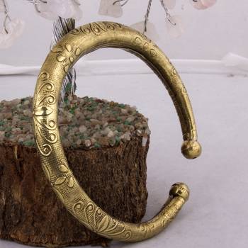 Well Formed Gold Plated Traditional Free Size Kada For Women & Girls 1
