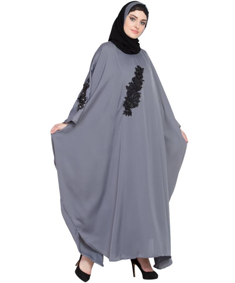 Nazneen Embellished Patch Nida Kaftan