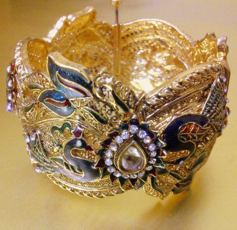 Dancing Peacock Premium Meenakari Kada Adjustable Bangle 