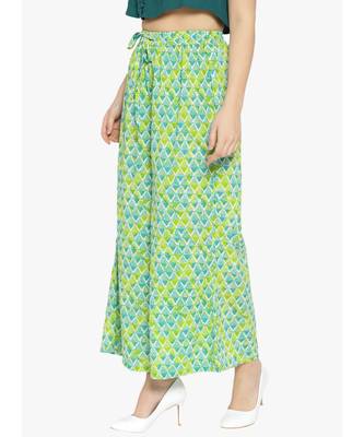 Green Printed Flared Palazzo 4