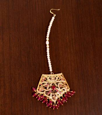 Ruby Embellished Gold Plated Jadau Maang Tikka 1