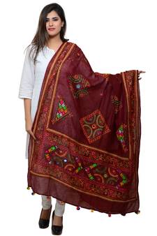 Women's Pure Cotton Real Mirrorwork & Hand Embroidery Dupatta (Kutchi Trikon) Maroon - TKN04