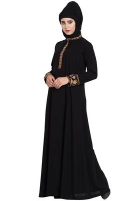 Black Embroidered Nida Abaya 4