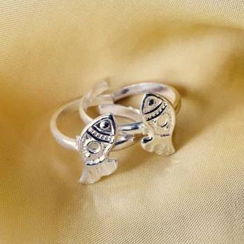 Silver toe rings 1
