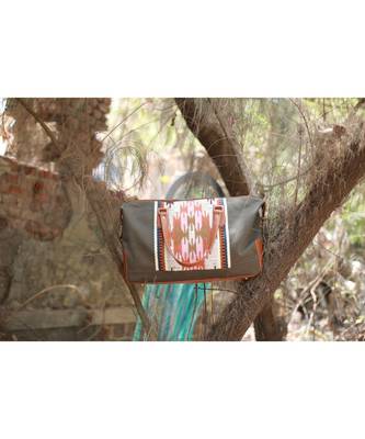 Olive rug duffle 1