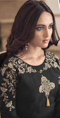 Black embroidered silk salwar with dupatta 2