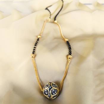 Gold mangalsutra 2