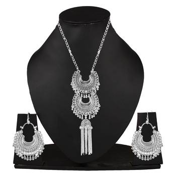 Silver necklace-sets 1