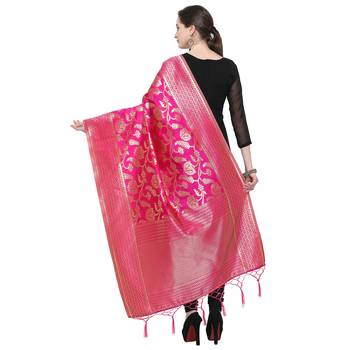 Pink Woven Banarasi Silk Dupatta For Women 2