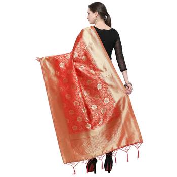 Red Woven Banarasi Silk Dupatta For Women 2