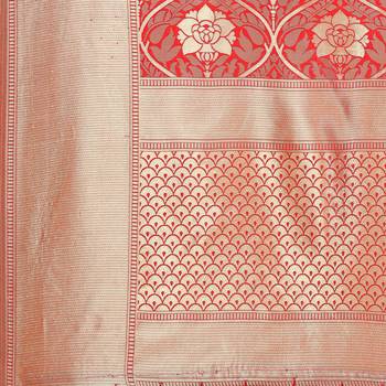 Red Woven Banarasi Silk Dupatta For Women 4