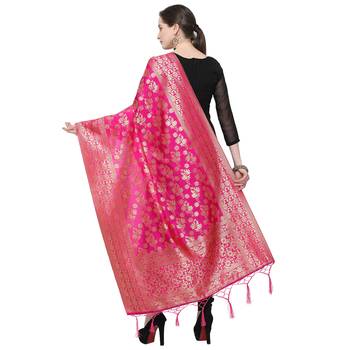 Pink Woven Banarasi Silk Dupatta For Women 2