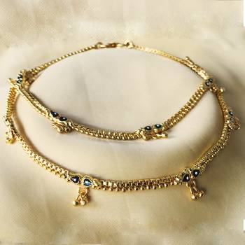 Gold anklets 1