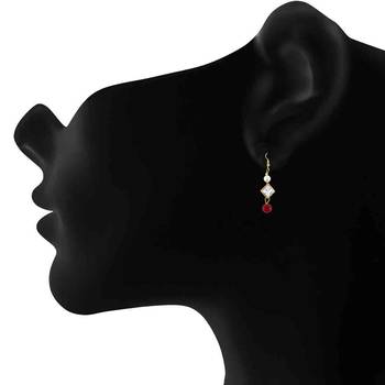 Red necklaces 4