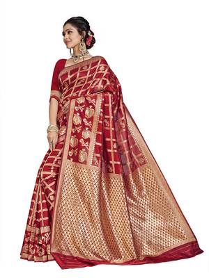 Maroon woven banarasi saree with blouse 2