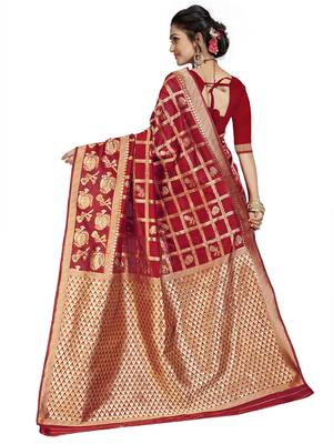 Maroon woven banarasi saree with blouse 4