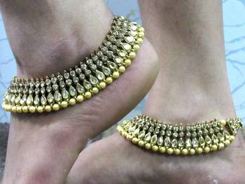 Gold anklets 1