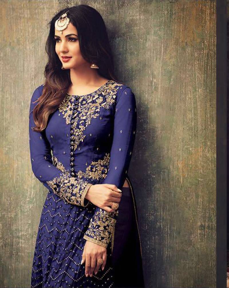 navy blue suit contrast dupatta