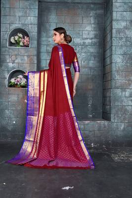 Red woven art silk saree with blouse 2